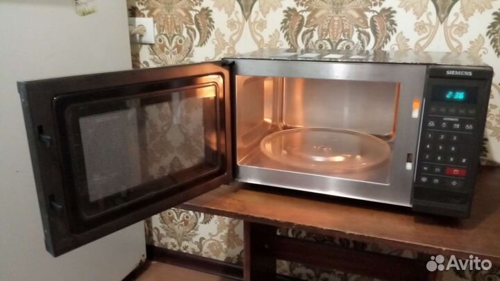 Мощная микроволновка Siemens (Германия) нержавейка