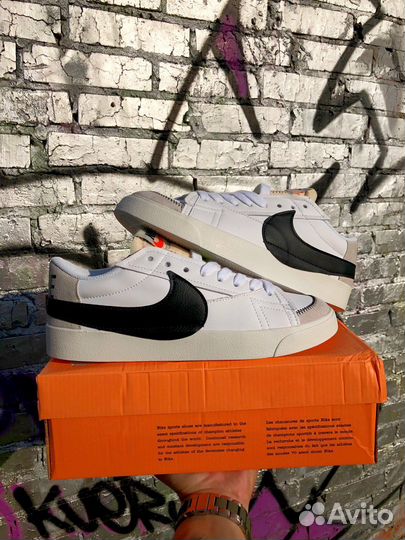 Nike Blazer Mid 77 Low