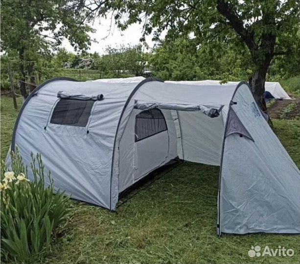 Палатка 4 местная новая