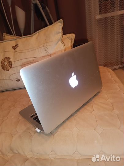 Apple macbook Air i7/4/SSD