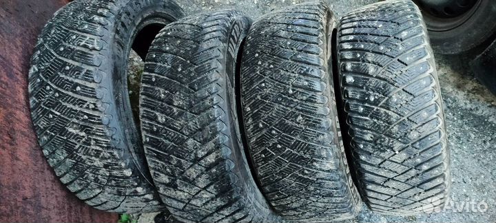 Goodyear Ultra Grip Ice Arctic 2 205/55 R16