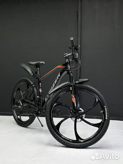 Велосипед на литых дисках