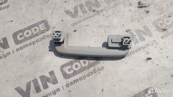 Ручка внутренняя потолочная задняя Ford Kuga 1