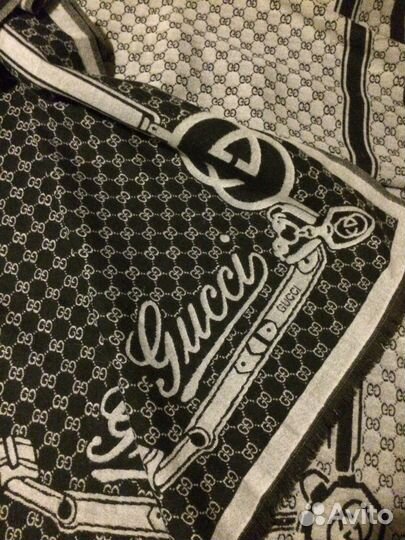 Шарфы и палантины