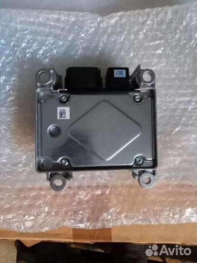 Блок управления airbag mazda 3 bk