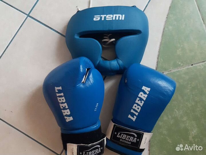 Боксерские перчатки 12 oz кожа