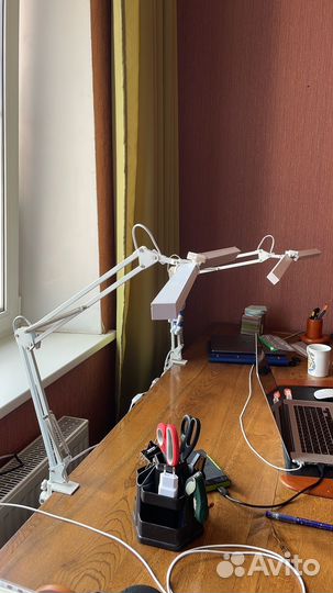 Лампа настольная