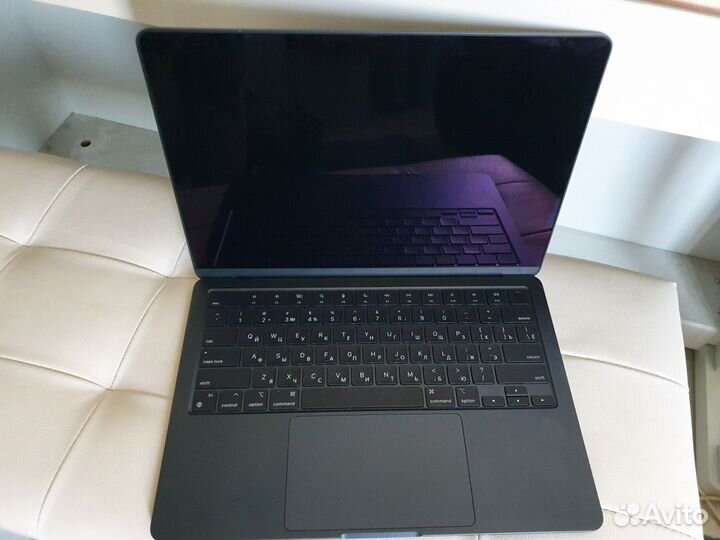 Мacbook Air 13.6 новый