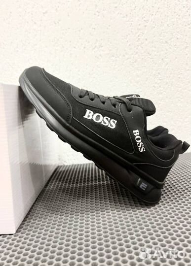 Кроссовки Boss модные