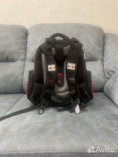 Рюкзак для мальчика бу Hummingbird Robot TK52