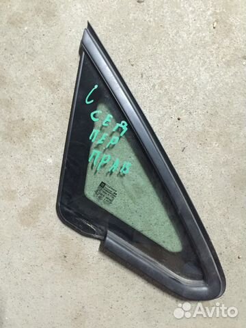 Передняя правая форточка Опель Астра Джей