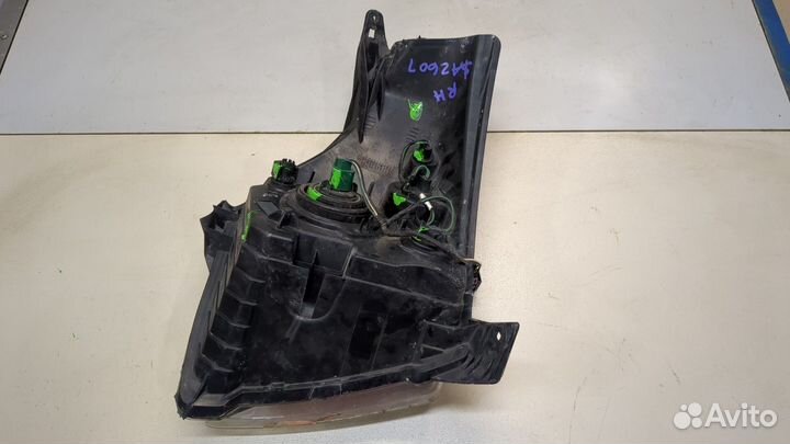 Фара (передняя) Suzuki XL7, 2007