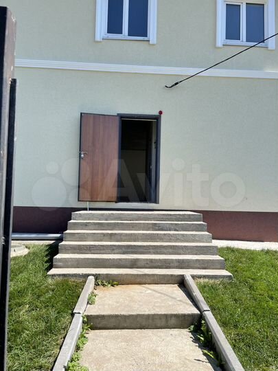 Коттедж 200 м² на участке 5,7 сот.