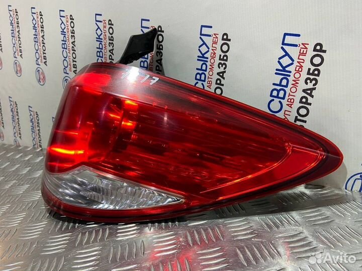 Фонарь правый Chevrolet Cruze J300