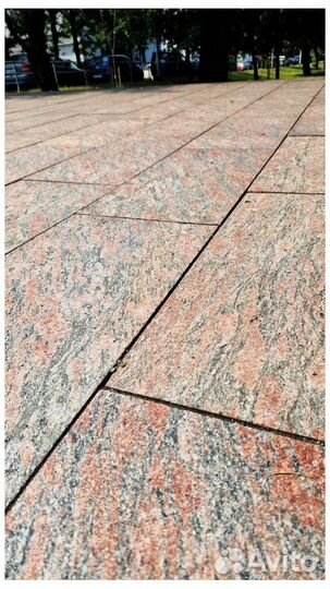 Плита Мансуровский гранит (Урал)