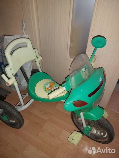 Детский трехколесный велосипед