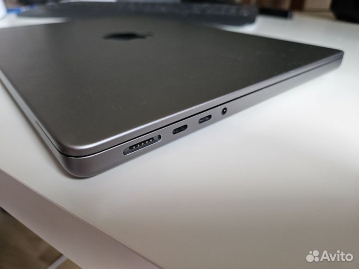 Macbook 14 m1 pro 16gb 512gb