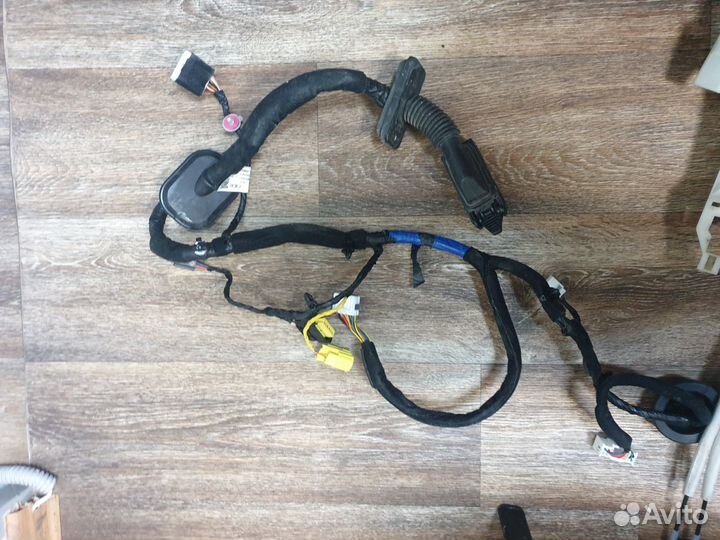 Проводка передней левой двери Kia Optima 4