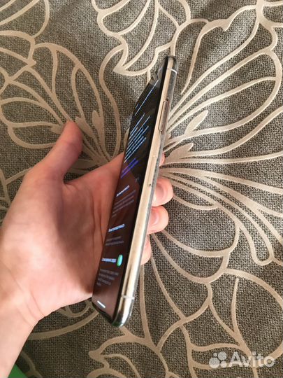 iPhone X, 64 ГБ