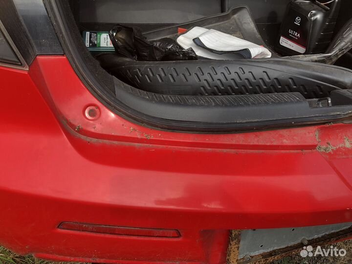 Задний бампер Mazda 3 bk хэтчбек