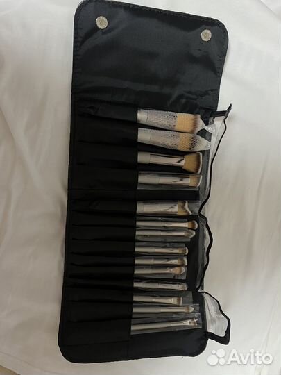 Кисти для макияжа профессиональные 14 штук