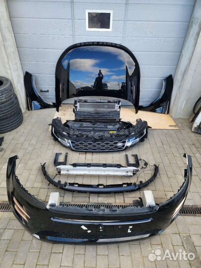 Land Rover Evoque 2 Передняя часть кузова (ноускат) в сборе 73446602