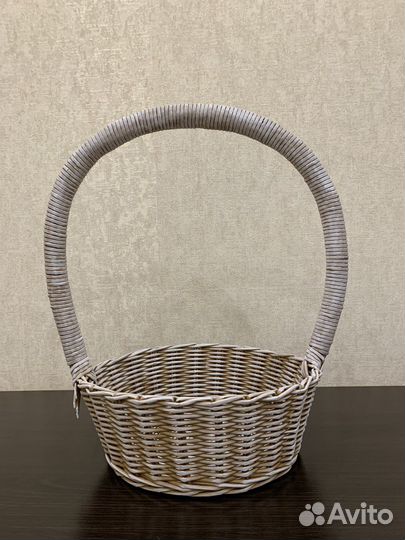 Корзина плетеная