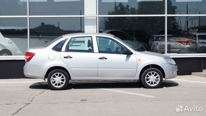 LADA Granta 1.6 МТ, 2013, 75 000 км