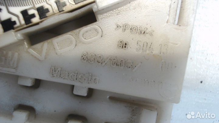 Датчик уровня топлива Opel Vectra B, 2000