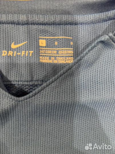 Футбольная футболка Nike 12-13 лет, 147-158