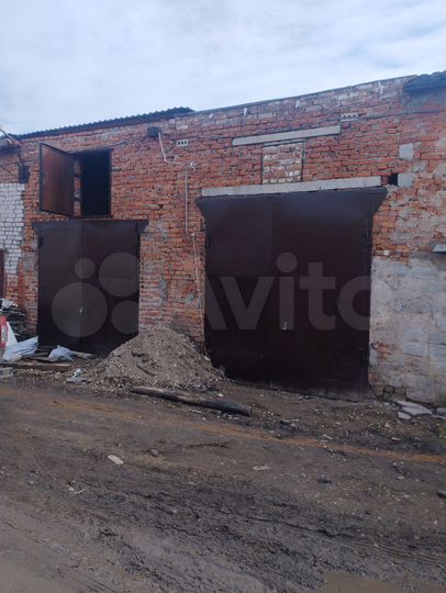 Гараж, > 30 м²