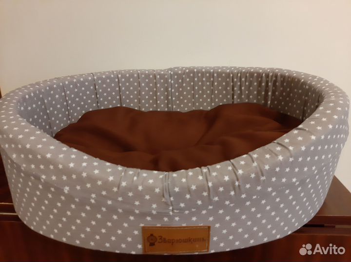 Лежанка для кошек