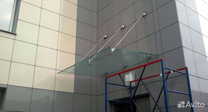 Стеклянный козырек от производителя