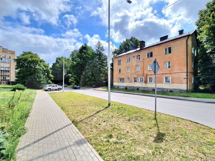 3-к. квартира, 55 м², 3/3 эт.