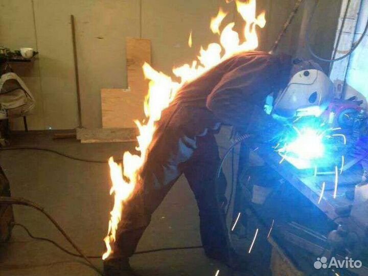 Сварщик - сборщик металлоконструкций