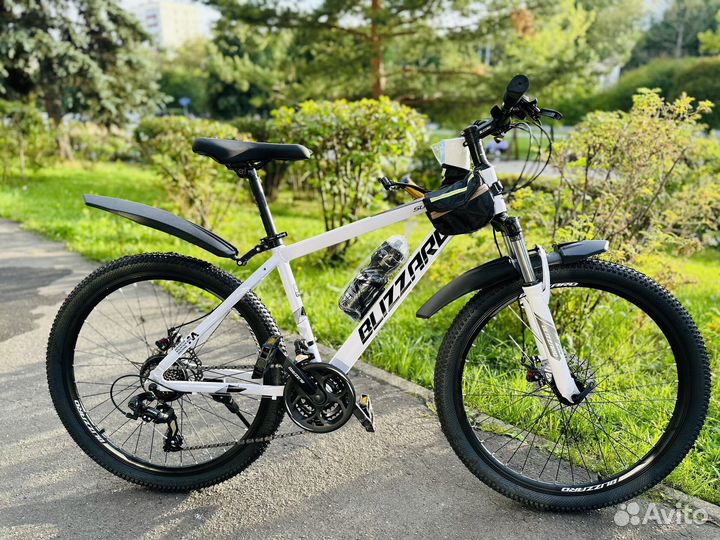 Велосипед алюминиевая рама blizzard 26R (белый)