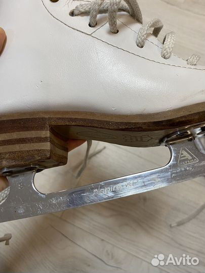 Коньки фигурные детские профессиональные