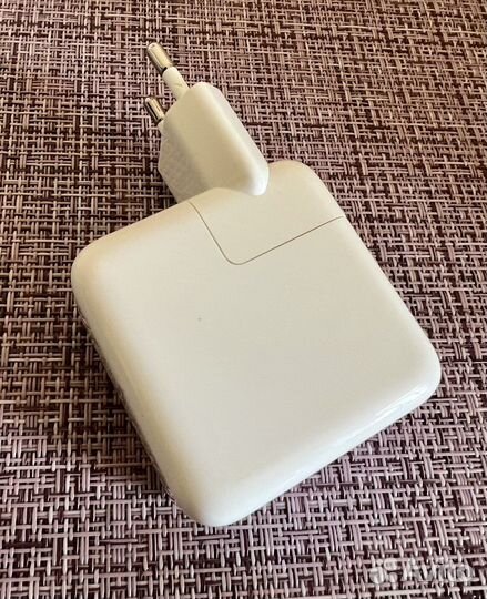 Apple 29W USB-C Power Adapter оригинал