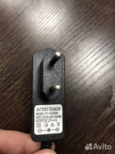 Зарядное устройство 12v 1000mA