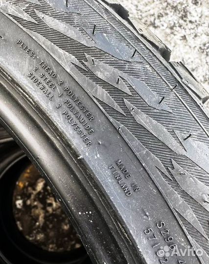 Nokian Tyres Hakkapeliitta 9 SUV 285/40 R22 110T