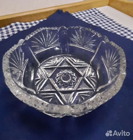 Вазочка хрустальная