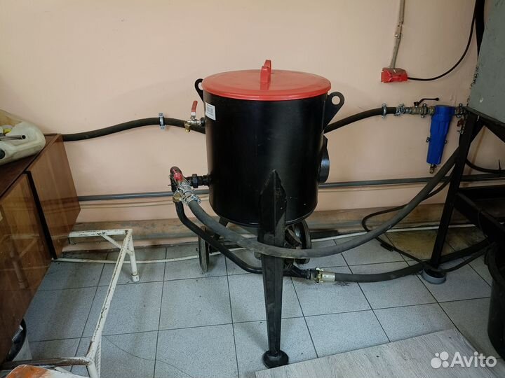 Пескоструйная камера и напорный пескоструй PST-75