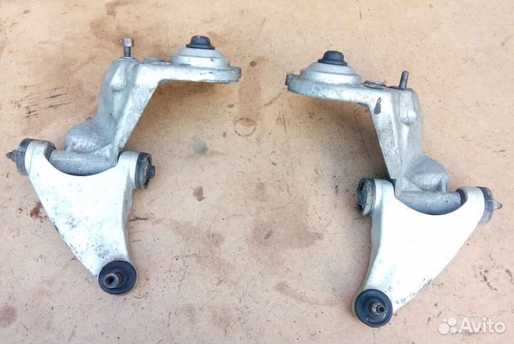 Рычаги передние Alfa Romeo 156