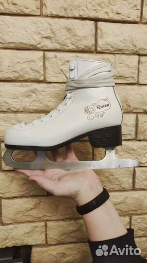 Коньки фигурные