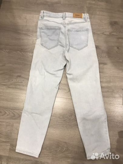 Джинсы stradivarius mom slim 36