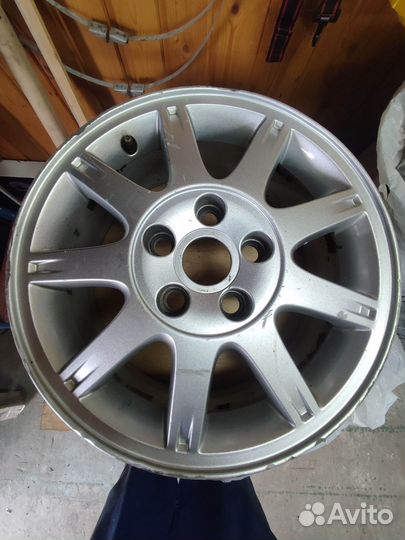 Литой диск R15 на Ford