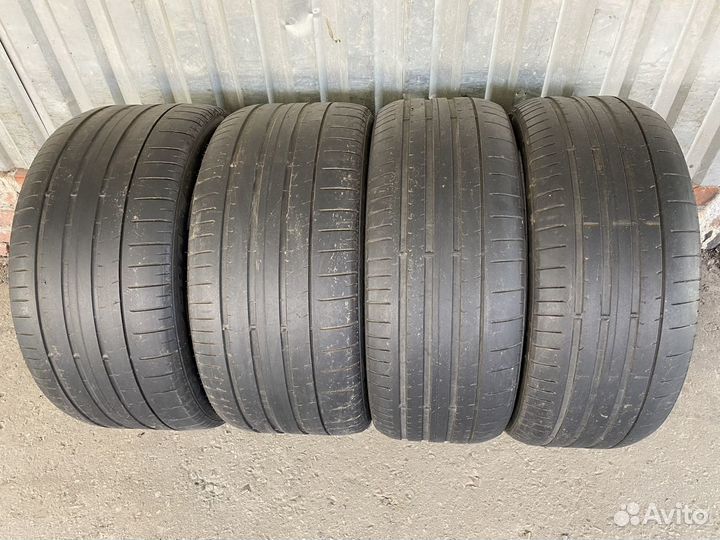 Pirelli P Zero 285/40 R22 и 325/35 R22