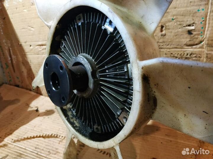 Вентилятор охлаждения Mitsubishi Pajero