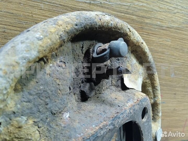 Щит опорный Шевроле Ланос