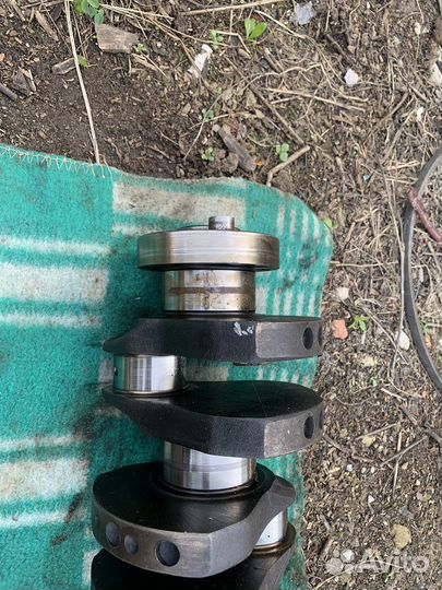 Коленвал и поршня m30b28